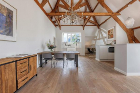 Beautiful luxury apartment close to the beach and city centre